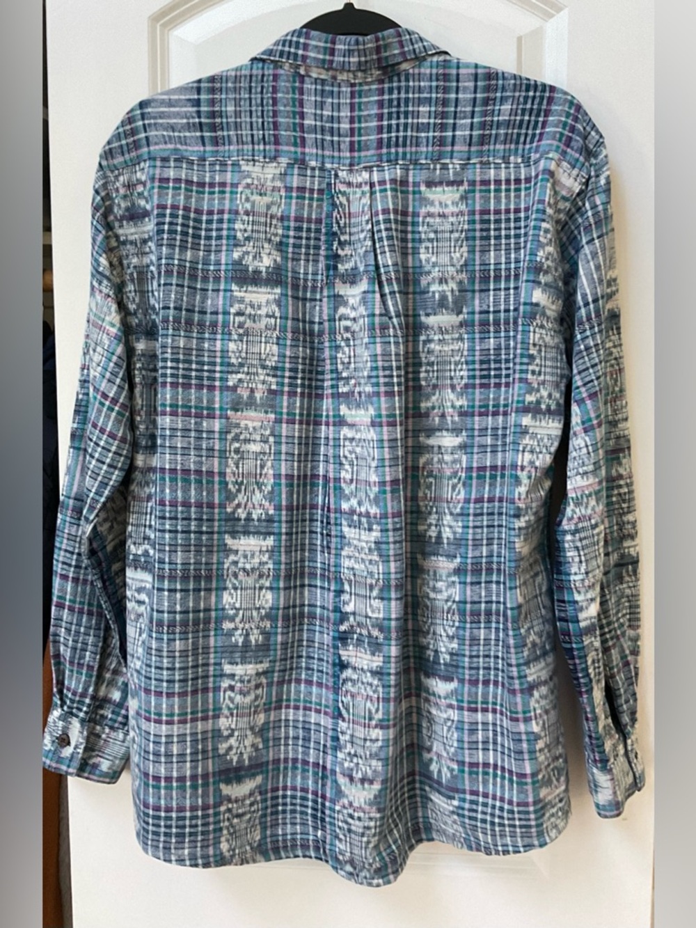 Men's Guatemalan Handwoven Shirt - Picture 3 of 7